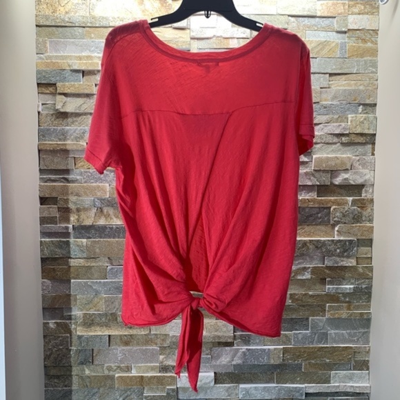 Sundry Tie Back Hi-Lo Tee - Picture 4 of 7